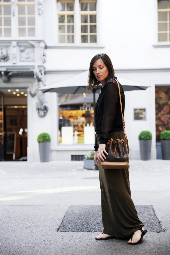 HOW TO WEAR THAT SHEER BOMBER