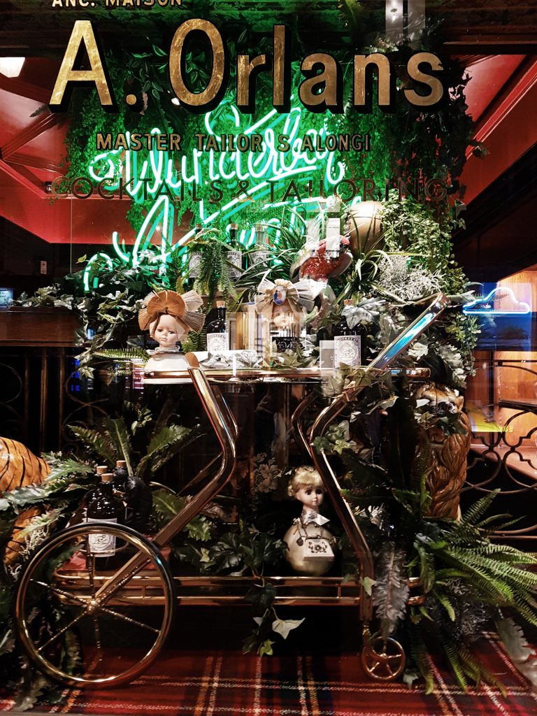 NEW KID IN TOWN : ARTHUR ORLANS WUNDERBAR