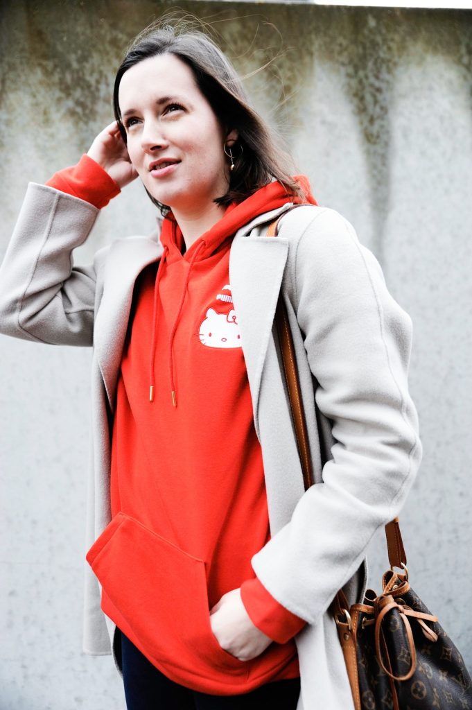 HOW TO WEAR THAT BRIGHT RED HOODIE
