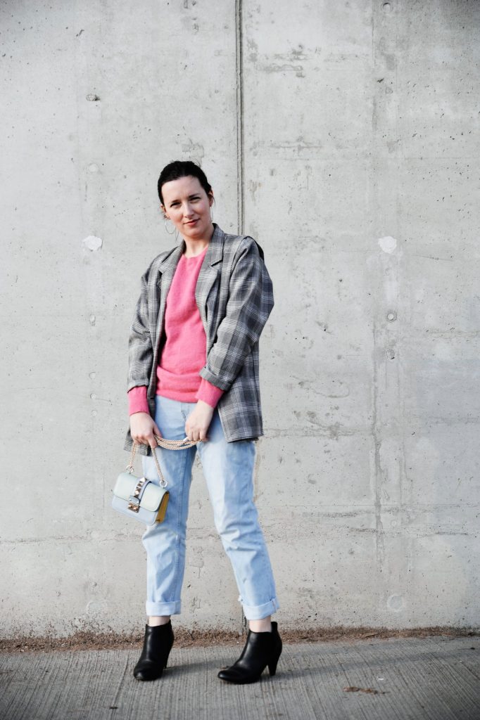 HOW TO STYLE THAT VINTAGE JACKET FOR SPRING